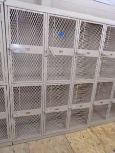 lot 27 image: Metal School Lockers