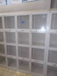 lot 30 image: Metal School Lockers