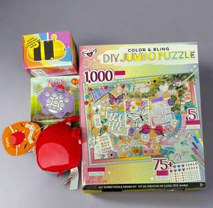 lot 60 image: DIY Jumbo Puzzle Color & Bling  75 Gems - Squishmallow Keychain - Moosh Moosh - Keychain Electricronic Toy