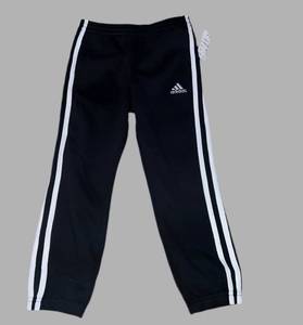 lot 68 image: New Adidas Pants - Size 5