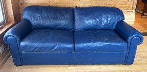 lot 39 image: Beautiful Blue Sofa by American Leather
