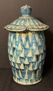 lot 64 image: Handcrafted Pottery Canister by Sarah Jaeger