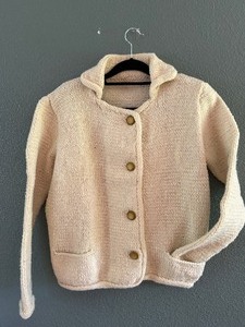 lot 86 image: Vintage Hand Knit Sweater