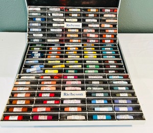lot 89 image: Art Supplies Collection Richeson Pastels and Bruynzeel Colored Pencils