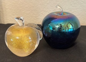 lot 129 image: Two Art Glass Apple Shaped Paperweights including a Handblown Glass Apple Paperweight by Glasform