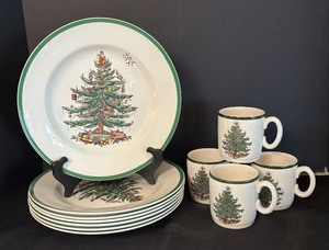 lot 196 image: Christmas Tree Plates and Mugs by Spode and Cuthbertson