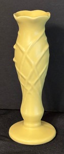 lot 224 image: Vintage McCoy Pottery Bud Vase