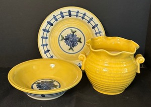 lot 229A image: Bright and Beautiful Pottery by Louisville Stoneware and More