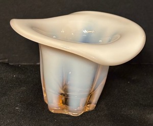 lot 237A image: Duncan Miller Canterbury Pink Opalescent Ruffled Bud Vase