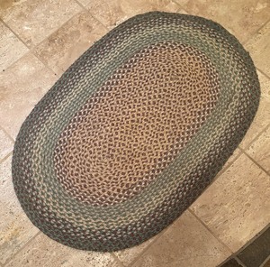 lot 322 image: Vintage Braided Rug