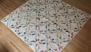 lot 330 image: Handmade Patchwork Quilt 70 x 75 Inches