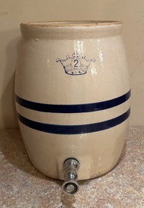 lot 363 image: Vintage Blue Crown Stoneware Two Gallon Water Dispenser by Robinson Ransbottom Pottery