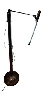 lot 423 image: Arial by OTT-LITE Tall Floor Lamp  Light Natural Daylight For Art