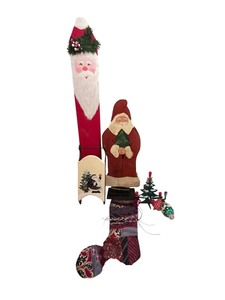 lot 299 image: Christmas Lot