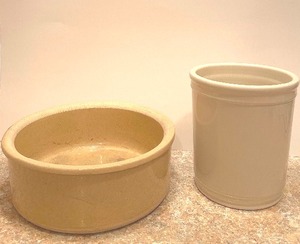 lot 298 image: Two Pottery Pieces