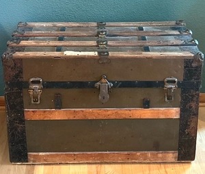 lot 10 image: Antique Steamer Trunk with Wooden Slats and Metal Details