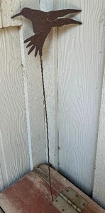 lot 158 image: Hummingbird YardPatio Decorative Metal Stake
