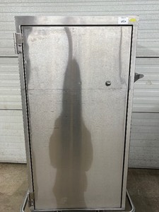 lot 57 image: CensiTrac Stainless Steel Surgical RV Case Cart Storage Supply  Durable, Easy to Clean, and Built to Last. Ideal for Organizing and Transporting Medical Supplies with Smooth Mobility and Heavy-Duty Construction. Great Condition