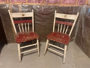 lot 10 image: Lot of (2) Antique Chairs