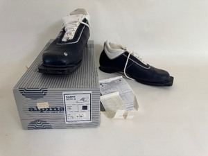 lot 88 image: ALPINA Snow Ski Shoes Mens Size 5314-8