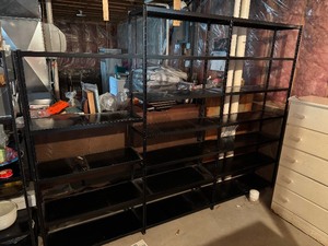 lot 119 image: Large Shelf
