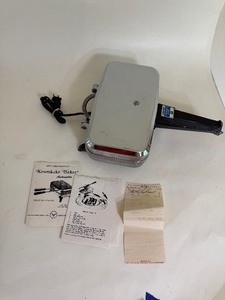lot 124 image: Pizzelle Baker Collectible Waffle Iron