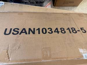 lot 3 image: Full Sized Platform Bed Frame - Black