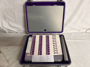 lot 44 image: Suzeormans Briefcase