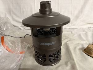 lot 50 image: Dynatrap Bug Zapper