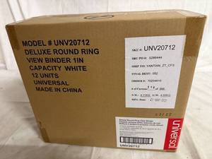 lot 83 image: 12 Universal 1in White Round Ring Binders