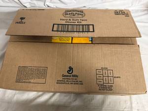 lot 177 image: 12ct of Old El Paso Hard and Soft Taco Dinner Kit