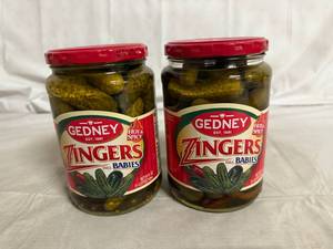 lot 193 image: 2 Jars of Gedney Zingers Babie Pickles