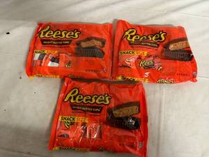 lot 212 image: 3 Bags of Snack Sized Reeses