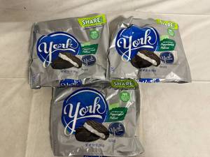 lot 224 image: 3 Bags of York Peppermint Patties