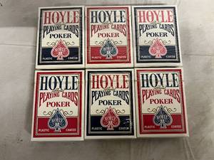 lot 392 image: 6 Packs of Hoyle Official Playing Cards - Nevada Finish