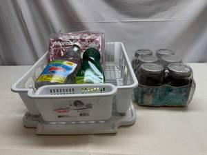 lot 18 image: KitchenCanning Lot