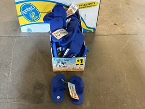 lot 29 image: Box of Toddlers Flip Flops