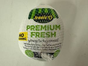lot 47 image: K. 7.0lbs JennieO Premium Young Turkey Breast