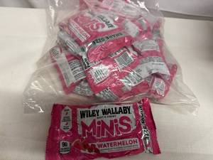 lot 156 image: SSS. 12x 3.5oz Wiley Wallaby Minis-Watermelon