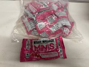 lot 157 image: SSS. 12x 3.5oz Wiley Wallaby Minis-Watermelon