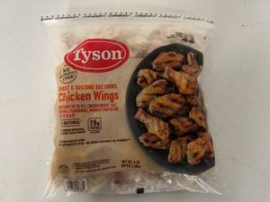 lot 197 image: K. 5lbs Tyson Chicken Wings