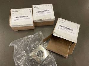 lot 69 image: Set of 4 Delta RP51034PN Tub Accessories in Polished Nickel
