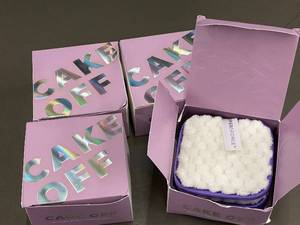 lot 145 image: Set of 4 Packs of SuperSponge Makeup Removal Sponges
