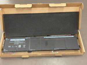 lot 146 image: Dell XPS 9560 Lithium Ion Battery 97Wh M2X4