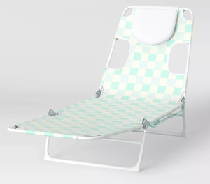 lot 154 image: Folding Lounger - Sun Squad