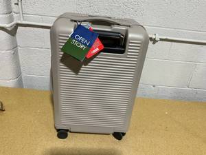 lot 71 image: Signature Hardside Carry On Spinner Suitcase - Open Story