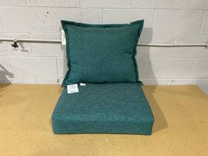 lot 341 image: 18x18 Outdoor Square Decorative Pillow and Cushion Threshold