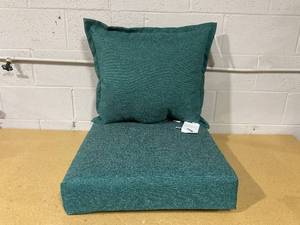 lot 342 image: 18x18 Outdoor Square Decorative Pillow and Cushion Threshold