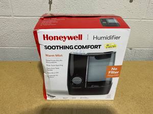 lot 124 image: Honeywell HWM845 Warm Mist Humidifier