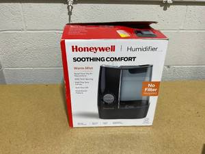 lot 125 image: Honeywell HWM845 Warm Mist Humidifier